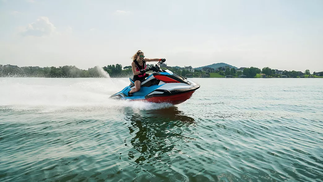 Yamaha JetBlaster DLX 2027 WaveRunner - Full Gas Motor Barcelona 04