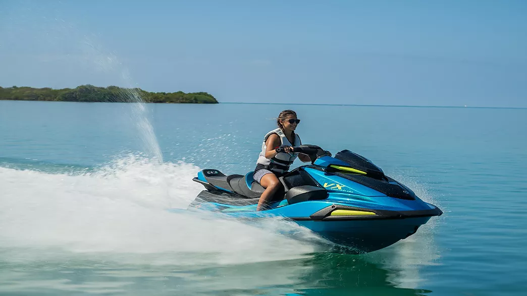Yamaha VX HO Cruiser Limited 2027 WaveRunner - Full Gas Motor Barcelona 02