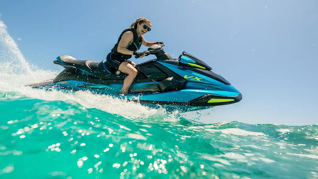 Yamaha VX HO Cruiser Limited 2027 WaveRunner - Full Gas Motor Barcelona 04